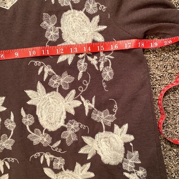 entro Embroidered Dress - Picture 5 of 8